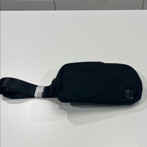 NWOT - Black Lululemon Belt Bag